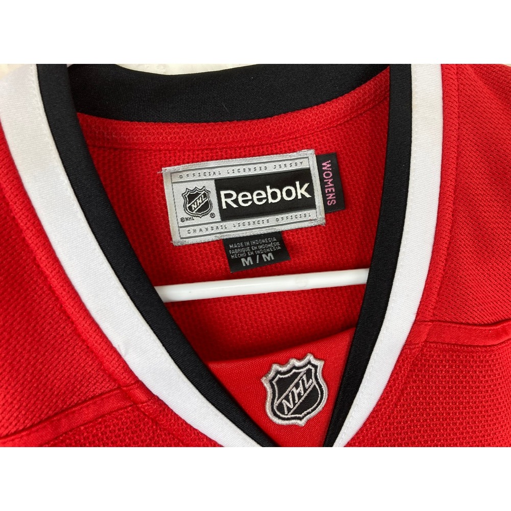 Reebok Womens‎ M Chicago Blackhawks Panarin #72 Hockey Jersey Red - Picture 4 of 5